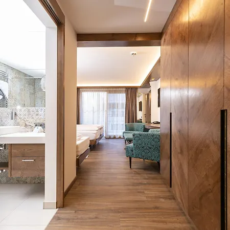 Hotel Strass - Sport &