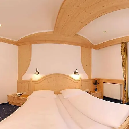 酒店 Strass - Sport & 迈尔霍芬