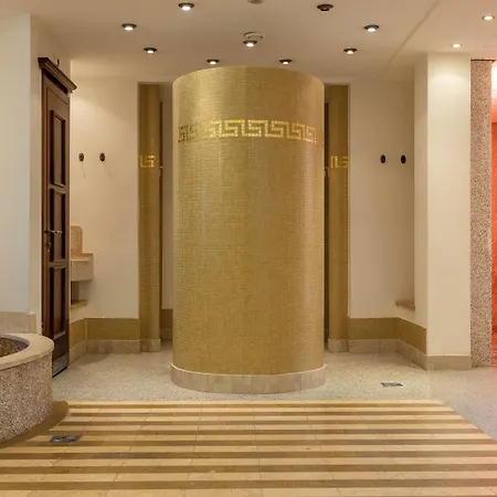 Strass - Sport & 4*