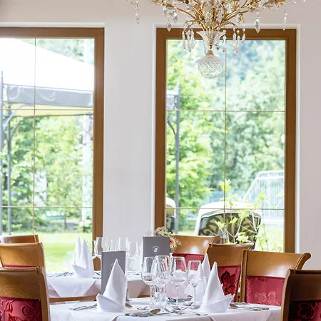 Strass - Sport & 4* مايرهوفن