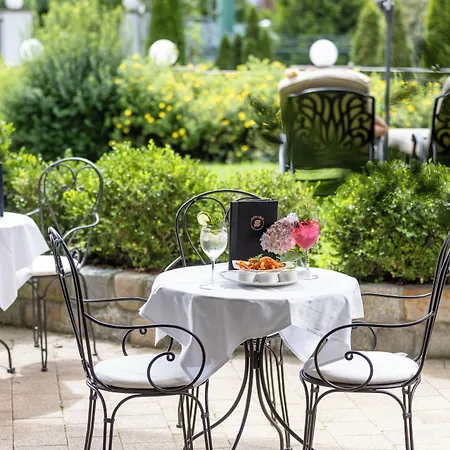 Strass - Sport & Hotel 4*