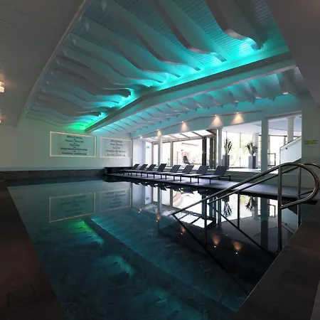 Strass - Sport & 4* Майргофен