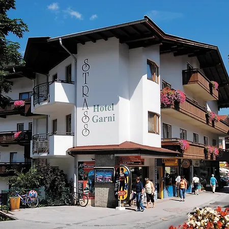 Strass - Sport & 酒店 迈尔霍芬