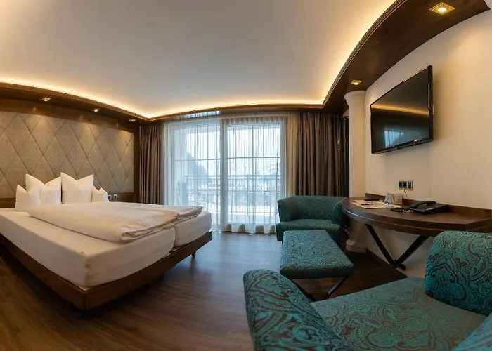 Hotel Strass - Sport & Mayrhofen