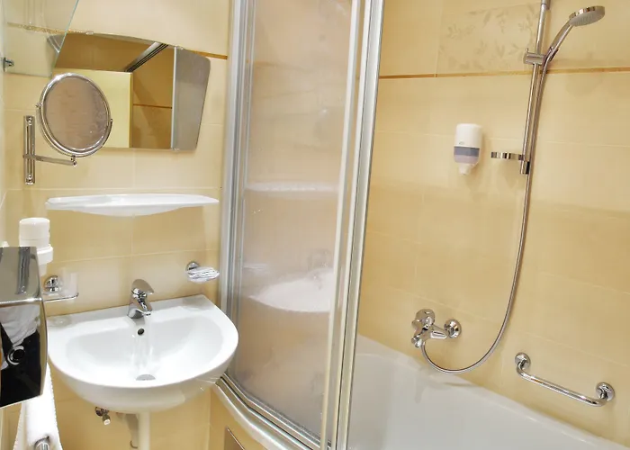 Strass - Sport & 4* مايرهوفن