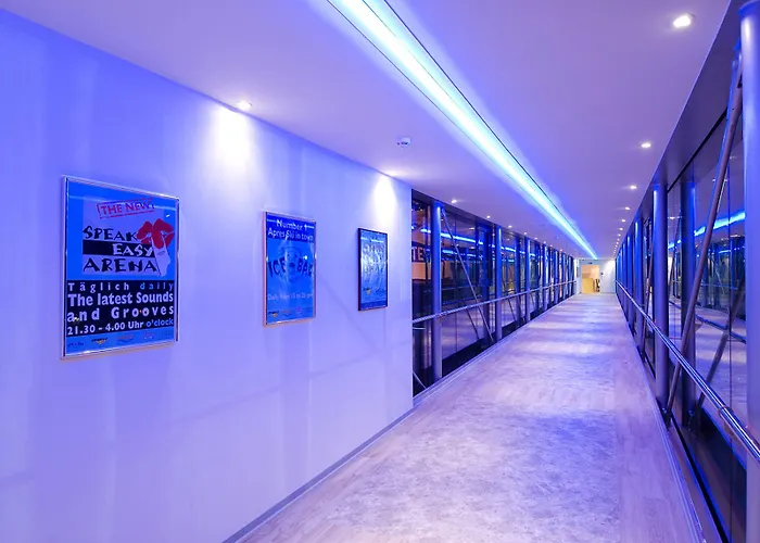 Strass - Sport & Майрхофен