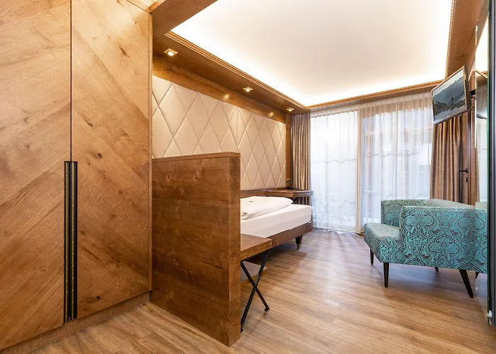 Strass - Sport & 4* Mayrhofen