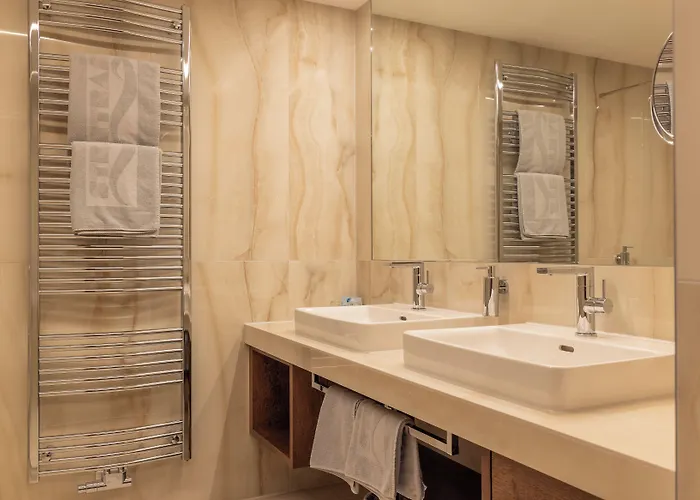 Strass - Sport & فندق 4*