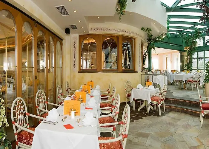 Hotel Strass - Sport & 4*