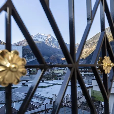 Hotel Strass - Sport & 4*