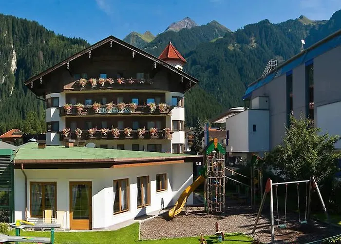 Szálloda Strass - Sport & Mayrhofen